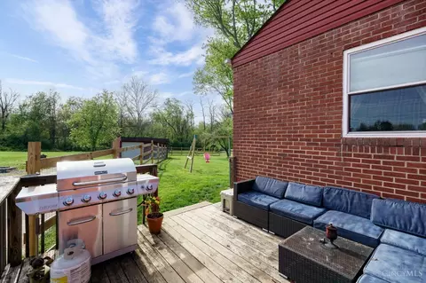 Exterior - 4687 Shephard Rd, Batavia, OH 45103 photo 6 of 10