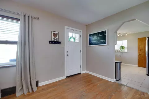 Living - 4687 Shephard Rd, Batavia, OH 45103 photo 1 of 6