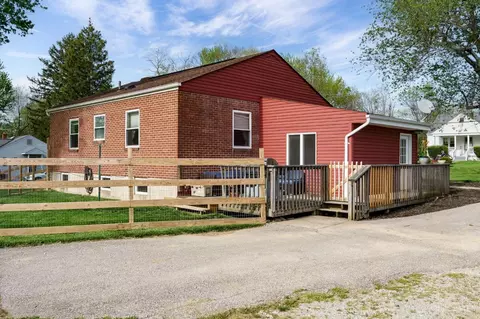 Exterior - 4687 Shephard Rd, Batavia, OH 45103 photo 7 of 10