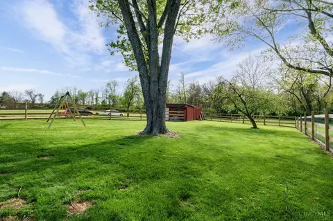 Exterior - 4687 Shephard Rd, Batavia, OH 45103 photo 8 of 10