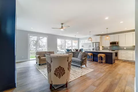 Living - 9676 West Ave, Blue Ash, OH 45242 photo 4 of 4