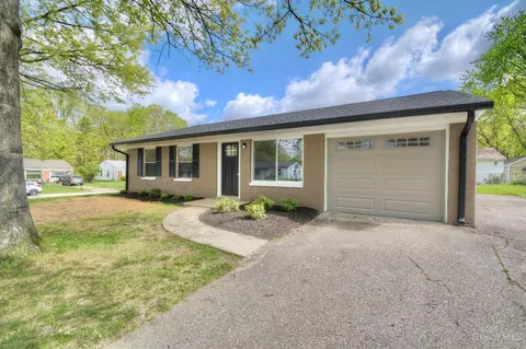 610 Carefree Dr, Cincinnati, OH 45244
