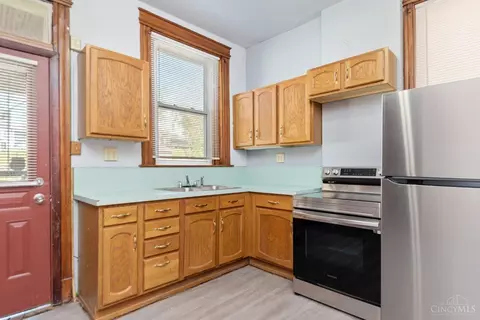 Kitchen - 3521 Trimble Ave, Cincinnati, OH 45207 photo 3 of 4