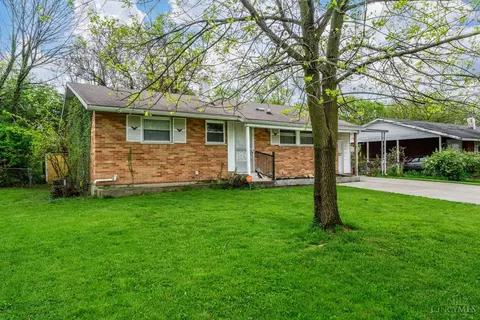 11492 Farmington Rd, Forest Park, OH 45420