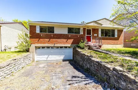 7926 Glenorchard Dr, Cincinnati, OH 45237