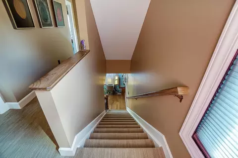 Entry Way - 2955 Riverside Dr, Cincinnati, OH 45226 photo 3 of 5