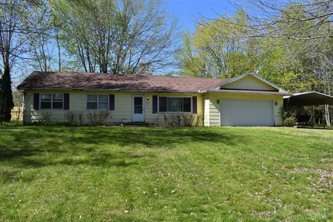 7101 Wagon Wheel Trl, Hillsboro, OH 45133