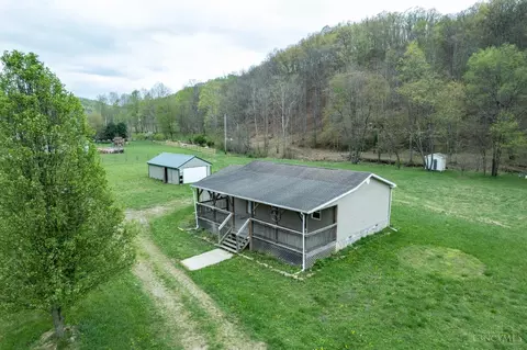 1719 Hackleshin Rd, Latham, OH 45646