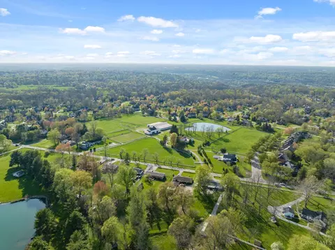 890 Wards Corner Rd, Loveland, OH 45140