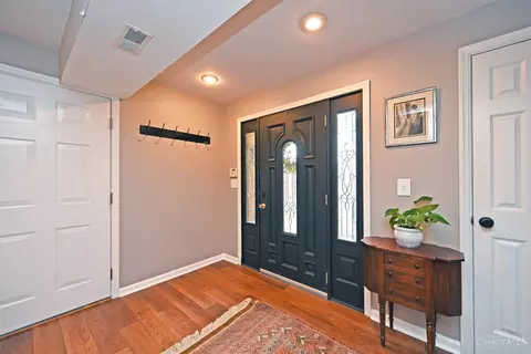 Entry Way - 2338 Riverside Dr, Cincinnati, OH 45202 photo 1 of 3