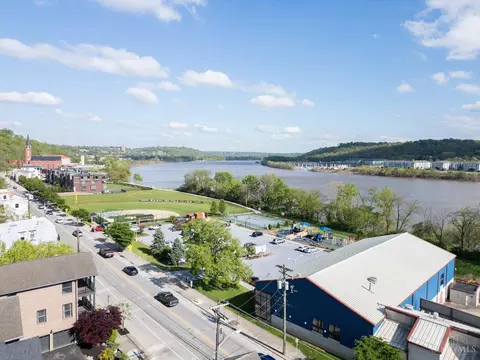 View/Area - 2338 Riverside Dr, Cincinnati, OH 45202 photo 6 of 7