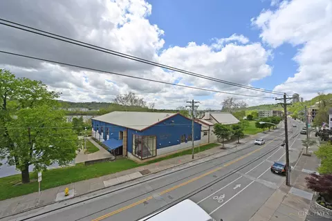 View/Area - 2338 Riverside Dr, Cincinnati, OH 45202 photo 2 of 7