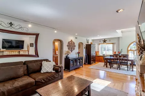 Living - 5838 W Fork Rd, Cincinnati, OH 45247 photo 1 of 9