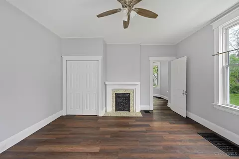 Living - 1030 Seton, Cincinnati, OH 45205 photo 1 of 1