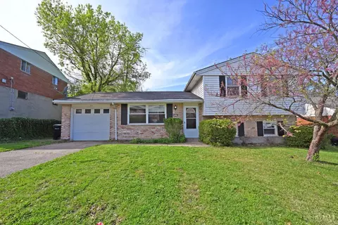 2614 Mustang Dr, Cincinnati, OH 45211