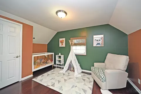 Bedroom - 2417 Kellerman Ave, Golf Manor, OH 45237 photo 8 of 9
