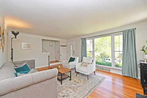 Living - 2417 Kellerman Ave, Golf Manor, OH 45237 photo 4 of 5