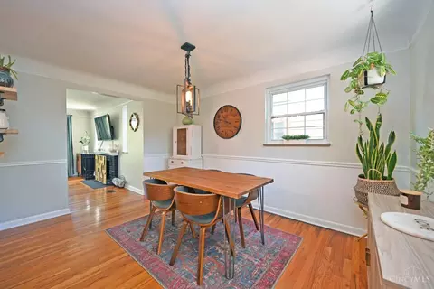 Dining - 2417 Kellerman Ave, Golf Manor, OH 45237 photo 2 of 4