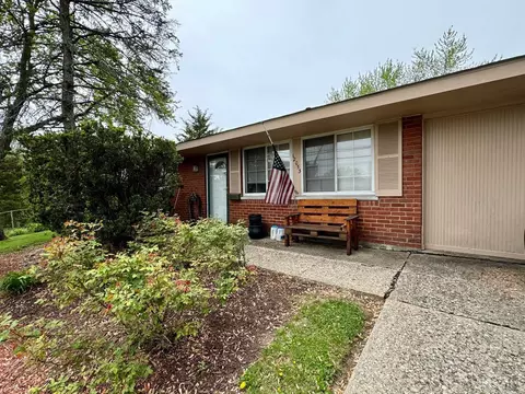 12053 Chesterdale Rd, Springdale, OH 45246