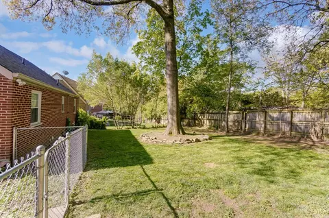 Exterior - 1577 Pasadena Ave, Cincinnati, OH 45238 photo 9 of 15