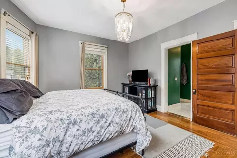 Bedroom - 1522 Pullan Ave, Cincinnati, OH 45223 photo 5 of 7