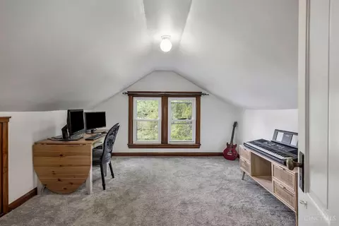 Bedroom - 1522 Pullan Ave, Cincinnati, OH 45223 photo 6 of 7