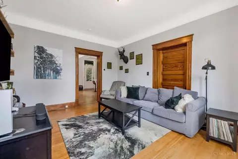 Living - 1522 Pullan Ave, Cincinnati, OH 45223 photo 4 of 6