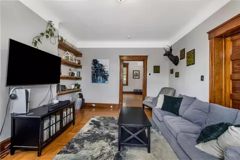 Living - 1522 Pullan Ave, Cincinnati, OH 45223 photo 6 of 6