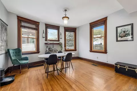 Dining - 1522 Pullan Ave, Cincinnati, OH 45223 photo 1 of 6