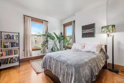 Bedroom - 1522 Pullan Ave, Cincinnati, OH 45223 photo 1 of 7