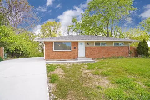 2301 Aquarius Dr, Cincinnati, OH 45231