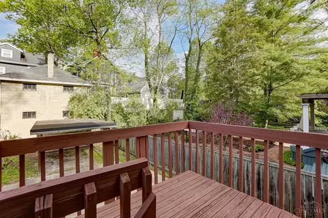 Exterior - 1327 Edwards Rd, Cincinnati, OH 45208 photo 9 of 15