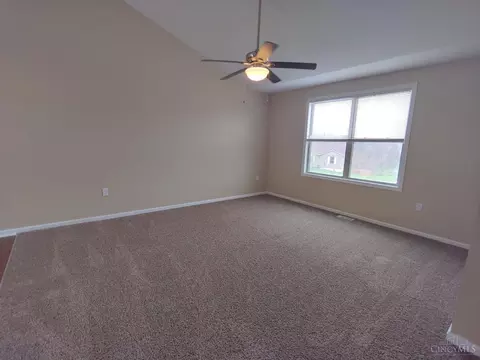 970 Golfview Dr, Hamilton, OH 45013 photo 4