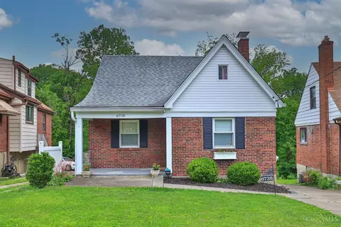 6738 Hampton Dr, Silverton, OH 45236