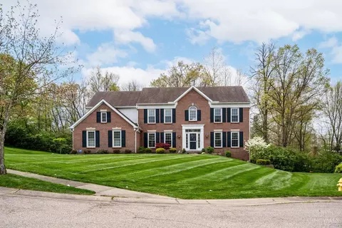 10149 Indian Creek Dr, Sharonville, OH 45241