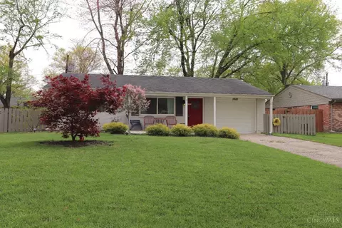 5681 Tall Oaks Dr, Milford, OH 45150