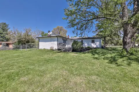Exterior - 569 Dorgene Ln, Cincinnati, OH 45244 photo 11 of 11