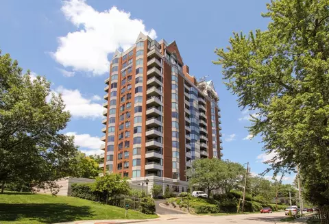 2121 Alpine Pl #901, Cincinnati, OH 45206