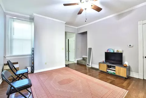 Bedroom - 3017 Euclid Ave, Cincinnati, OH 45219 photo 1 of 6