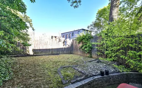 Exterior - 3017 Euclid Ave, Cincinnati, OH 45219 photo 3 of 4