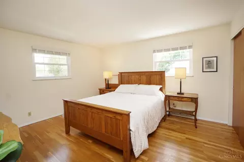 Bedroom - 8549 Sturbridge Dr, Cincinnati, OH 45236 photo 1 of 3