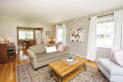 Living - 8549 Sturbridge Dr, Cincinnati, OH 45236 photo 2 of 3