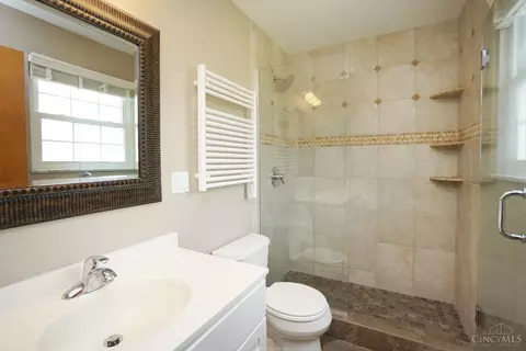 Bath - 8549 Sturbridge Dr, Cincinnati, OH 45236 photo 2 of 2