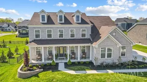5800 Sentinel Oak Dr, Mason, OH 45040