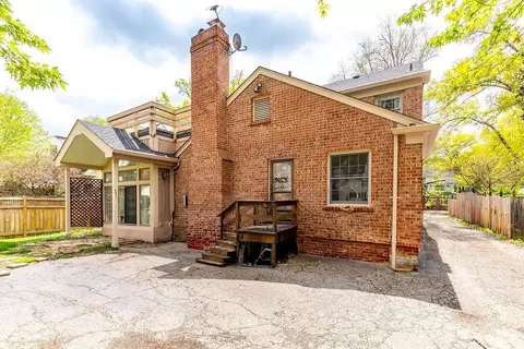 Exterior - 6904 Mt Vernon Ave, Mariemont, OH 45227 photo 7 of 8