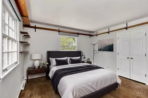 Bedroom - 6904 Mt Vernon Ave, Mariemont, OH 45227 photo 3 of 7