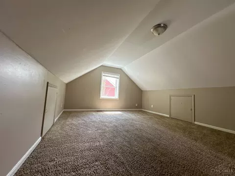 8070 Daly Rd, Cincinnati, OH 45224 photo 13