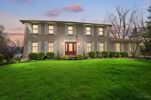 9505 Hopewell Rd, Cincinnati, OH 45249