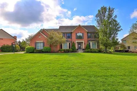 6895 Long Drive Ln, Loveland, OH 45140