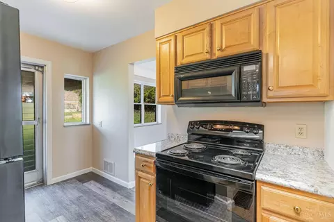 Kitchen - 1113 Morado Dr, Cincinnati, OH 45238 photo 3 of 3